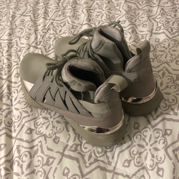 PUMA HIGHTOPS - Picture 2 of 3